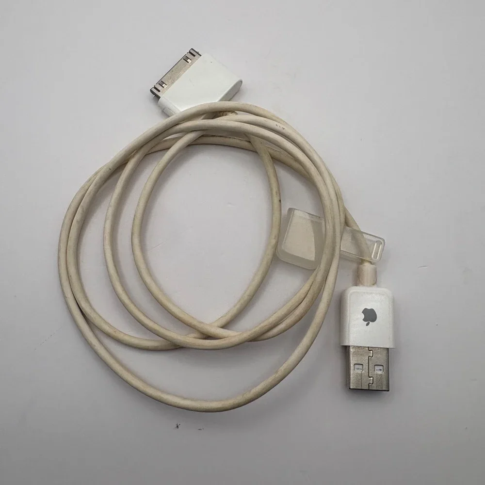 OEM Apple iPod 30-Pin To USB Charger Cable Charging Cord 3 Feet